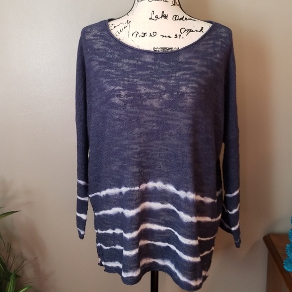 Lou & Grey Tops - Super Comfy Lou & Grey Lightweight Shirt, M